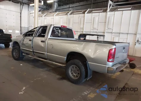 2005 Dodge Ram 3500 Slt/Laramie z USA, uszkodzony, nr VIN 3D7LS38C05G847441